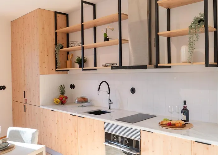 Luxurious Bright Flats - Ace Location * Oporto