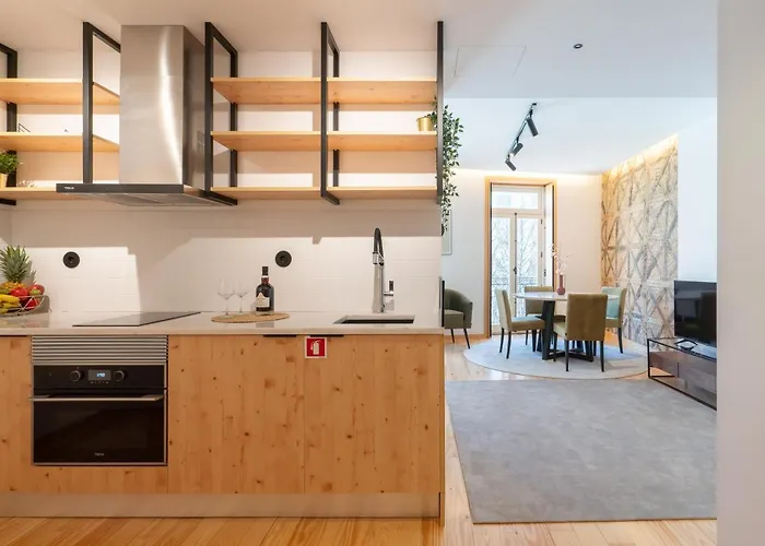 Luxurious Bright Flats - Ace Location * Oporto