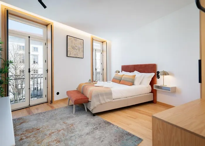 Luxurious Bright Flats - Ace Location Appartamento Oporto