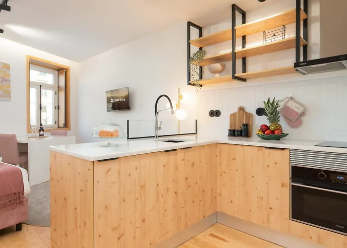 Luxurious Bright Flats - Ace Location Oporto