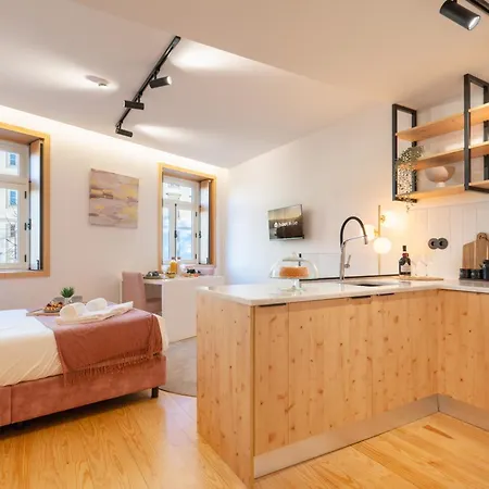 Luxurious Bright Flats - Ace Location