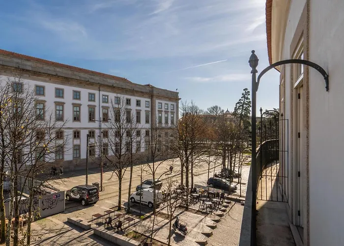 Luxurious Bright Flats - Ace Location Апартаменты Порту