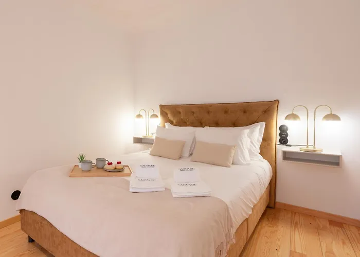 Luxurious Bright Flats - Ace Location Апартаменты