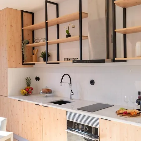 Luxurious Bright Flats - Ace Location * Oporto