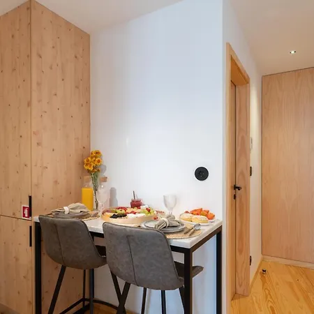 Daire Luxurious Bright Flats - Ace Location
