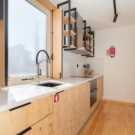 Daire Luxurious Bright Flats - Ace Location *