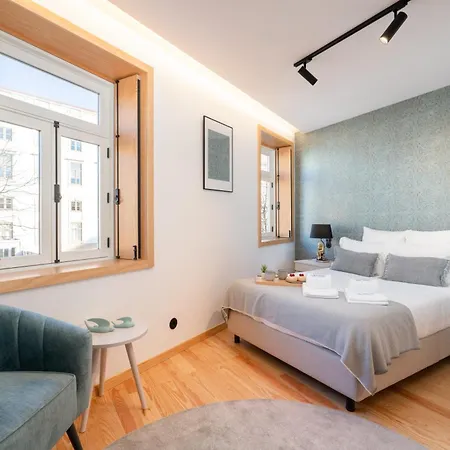 Luxurious Bright Flats - Ace Location Oporto
