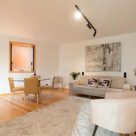 Luxurious Bright Flats - Ace Location