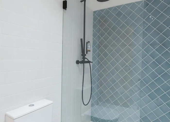 Luxurious Bright Flats - Ace Location