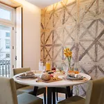 Luxurious Bright Flats - Ace Location 아파트