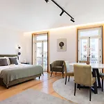 아파트 Luxurious Bright Flats - Ace Location 포르투