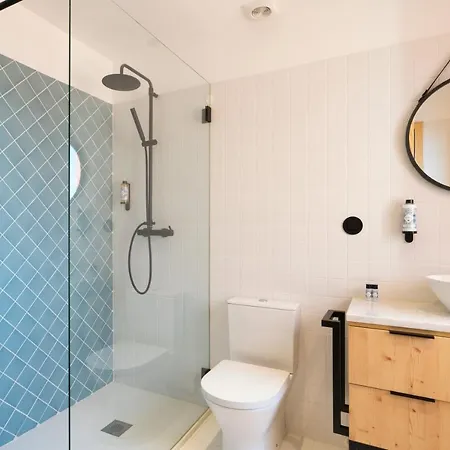 Luxurious Bright Flats - Ace Location * Porto